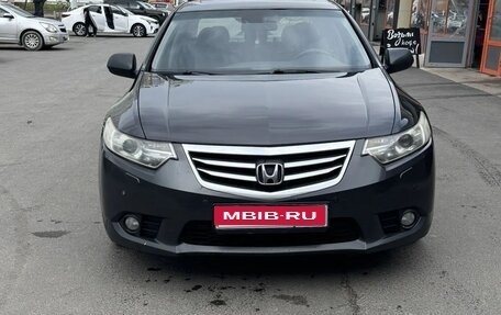 Honda Accord VIII рестайлинг, 2012 год, 1 100 000 рублей, 1 фотография