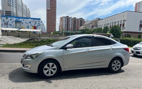 Hyundai Solaris II рестайлинг, 2016 год, 1 130 000 рублей, 23 фотография