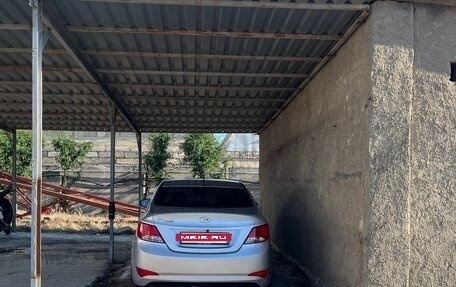 Hyundai Solaris II рестайлинг, 2016 год, 1 130 000 рублей, 27 фотография