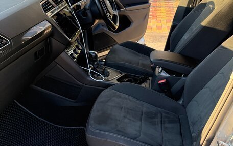 Volkswagen Tiguan II, 2017 год, 2 099 000 рублей, 6 фотография