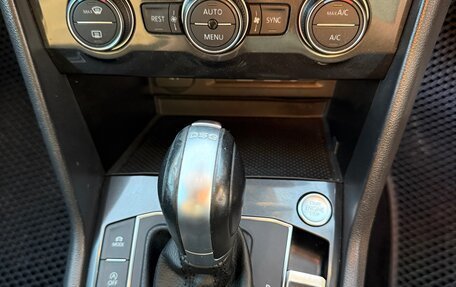 Volkswagen Tiguan II, 2017 год, 2 099 000 рублей, 13 фотография