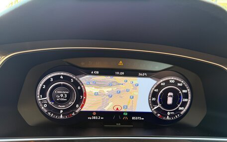 Volkswagen Tiguan II, 2017 год, 2 099 000 рублей, 15 фотография