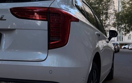 Haval Jolion, 2023 год, 1 849 000 рублей, 2 фотография