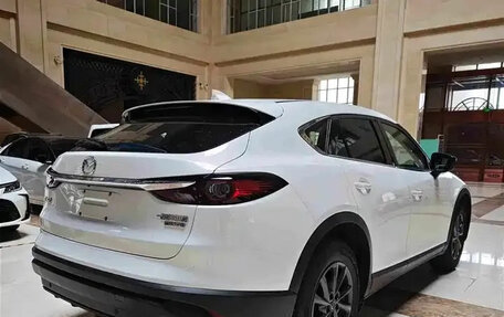 Mazda CX-4, 2022 год, 1 888 000 рублей, 7 фотография
