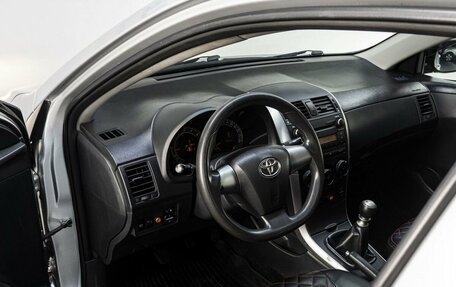 Toyota Corolla, 2010 год, 950 000 рублей, 10 фотография