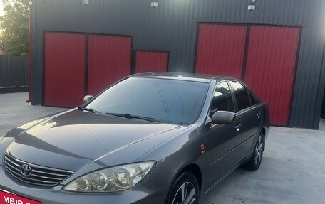 Toyota Camry V40, 2004 год, 770 000 рублей, 2 фотография