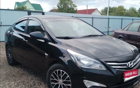 Hyundai Solaris II рестайлинг, 2016 год, 1 100 000 рублей, 2 фотография