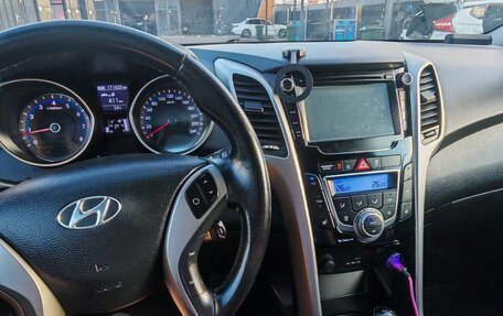 Hyundai i30 II рестайлинг, 2013 год, 985 000 рублей, 7 фотография