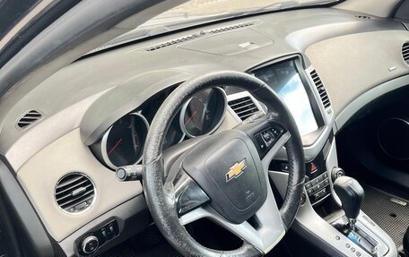 Chevrolet Cruze II, 2011 год, 500 000 рублей, 2 фотография