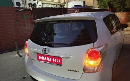 Toyota Verso I, 2013 год, 1 700 000 рублей, 13 фотография