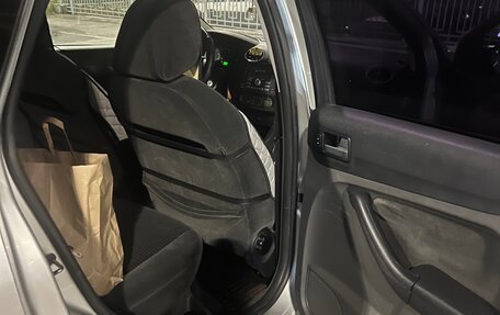 Ford Focus II рестайлинг, 2006 год, 460 000 рублей, 13 фотография