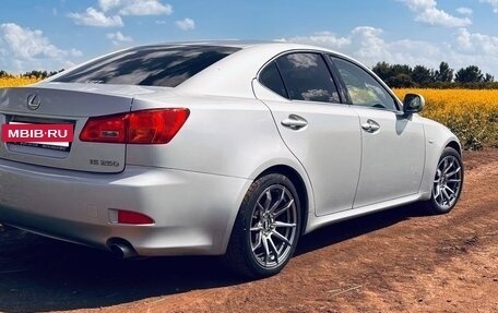 Lexus IS II рестайлинг 2, 2008 год, 1 495 000 рублей, 8 фотография