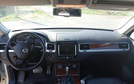 Volkswagen Touareg III, 2012 год, 2 400 000 рублей, 6 фотография