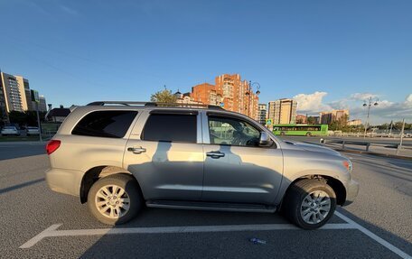 Toyota Sequoia II рестайлинг, 2011 год, 3 500 000 рублей, 2 фотография