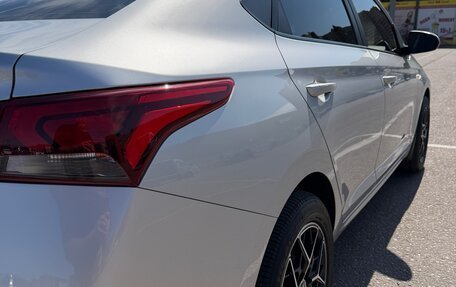 Hyundai Solaris II рестайлинг, 2021 год, 1 400 000 рублей, 6 фотография