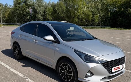Hyundai Solaris II рестайлинг, 2021 год, 1 400 000 рублей, 2 фотография
