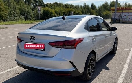 Hyundai Solaris II рестайлинг, 2021 год, 1 400 000 рублей, 5 фотография