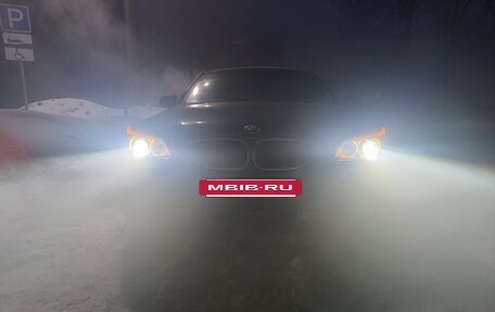 BMW 5 серия, 2004 год, 699 000 рублей, 8 фотография