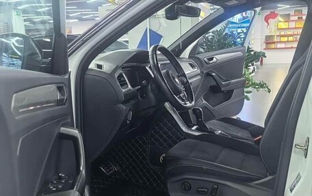 Volkswagen Golf VIII, 2023 год, 2 238 000 рублей, 7 фотография