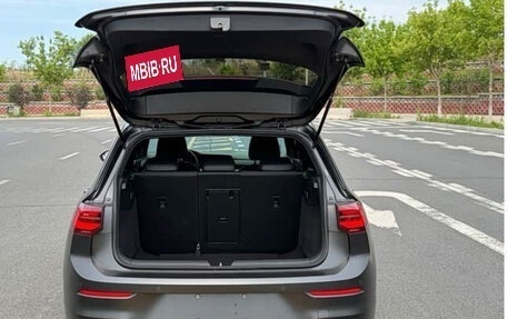 Volkswagen Golf VIII, 2023 год, 2 238 000 рублей, 21 фотография