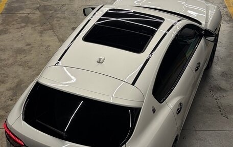 Maserati Levante I, 2021 год, 7 800 000 рублей, 15 фотография