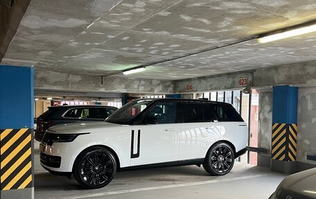 Land Rover Range Rover IV рестайлинг, 2022 год, 18 500 000 рублей, 4 фотография