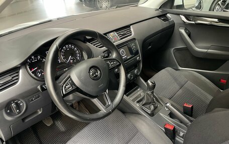 Skoda Octavia, 2015 год, 1 398 000 рублей, 7 фотография