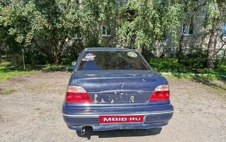 Daewoo Nexia I рестайлинг, 2004 год, 60 000 рублей, 2 фотография