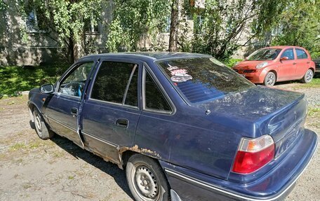 Daewoo Nexia I рестайлинг, 2004 год, 60 000 рублей, 3 фотография