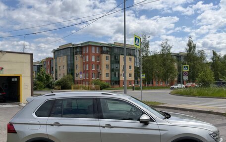 Volkswagen Tiguan II, 2018 год, 2 920 000 рублей, 4 фотография