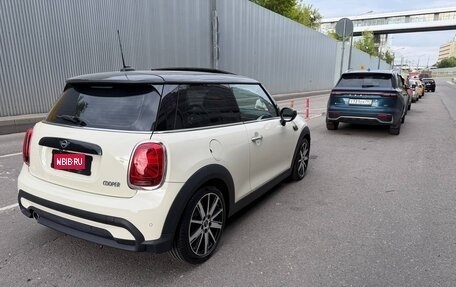 MINI Hatch, 2023 год, 2 350 000 рублей, 5 фотография