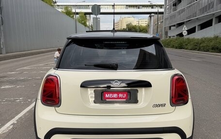MINI Hatch, 2023 год, 2 350 000 рублей, 4 фотография
