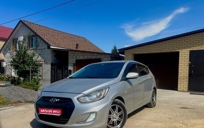 Hyundai Solaris II рестайлинг, 2012 год, 460 000 рублей, 1 фотография