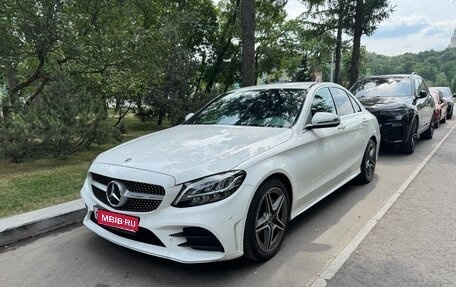 Mercedes-Benz C-Класс, 2020 год, 3 000 000 рублей, 1 фотография
