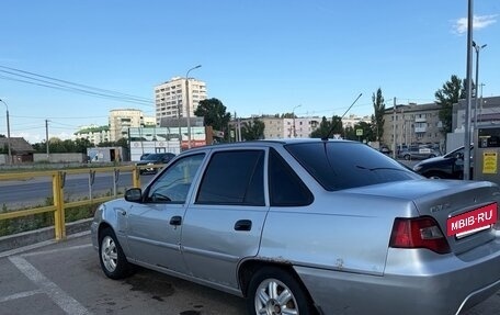 Daewoo Nexia I рестайлинг, 2010 год, 65 000 рублей, 2 фотография