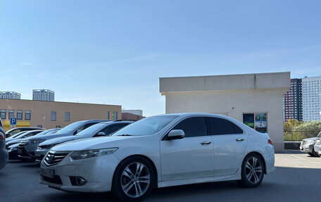 Honda Accord VIII рестайлинг, 2011 год, 1 000 000 рублей, 3 фотография