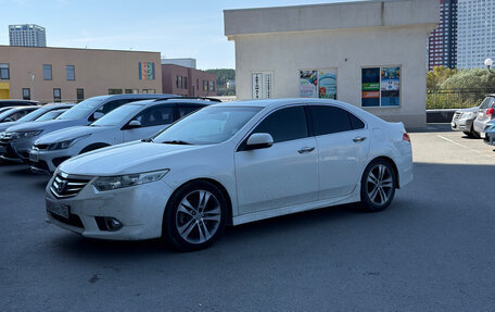 Honda Accord VIII рестайлинг, 2011 год, 1 000 000 рублей, 4 фотография