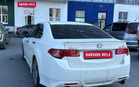 Honda Accord VIII рестайлинг, 2011 год, 1 000 000 рублей, 6 фотография