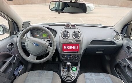 Ford Fiesta, 2006 год, 295 000 рублей, 3 фотография