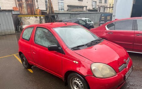Toyota Yaris I рестайлинг, 2002 год, 210 000 рублей, 3 фотография