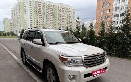 Toyota Land Cruiser 200, 2012 год, 4 200 000 рублей, 2 фотография