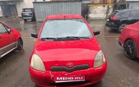 Toyota Yaris I рестайлинг, 2002 год, 210 000 рублей, 4 фотография