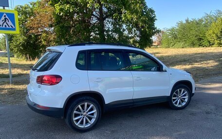 Volkswagen Tiguan I, 2016 год, 1 650 000 рублей, 2 фотография