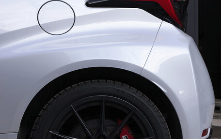 Toyota Yaris, 2021 год, 4 500 000 рублей, 5 фотография