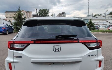 Honda Vezel, 2022 год, 1 650 000 рублей, 21 фотография