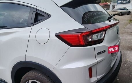 Honda Vezel, 2022 год, 1 650 000 рублей, 12 фотография