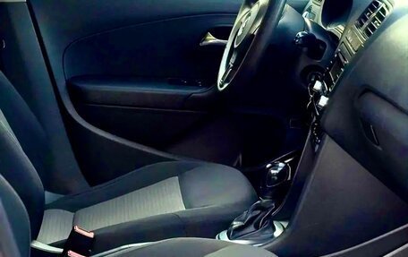 Volkswagen Polo VI (EU Market), 2012 год, 600 000 рублей, 15 фотография
