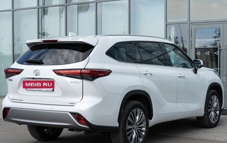Toyota Highlander, 2025 год, 5 590 000 рублей, 6 фотография