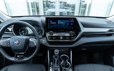 Toyota Highlander, 2025 год, 5 590 000 рублей, 31 фотография