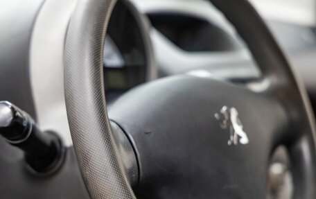 Peugeot 107 I рестайлинг, 2009 год, 499 000 рублей, 23 фотография